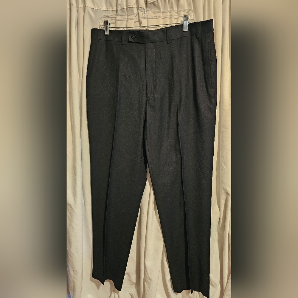 Calvin Klein Classic Black Dress Pants. Flat Front 36x34